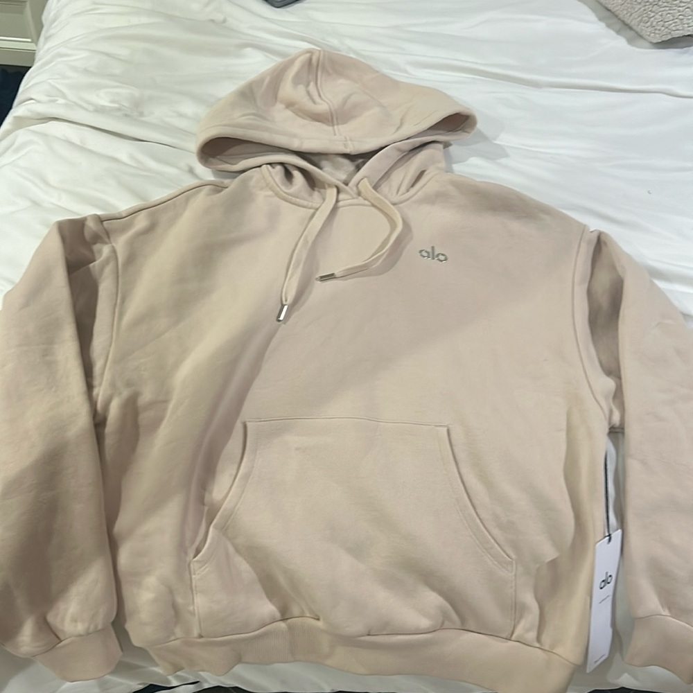 alo yoga hoodie